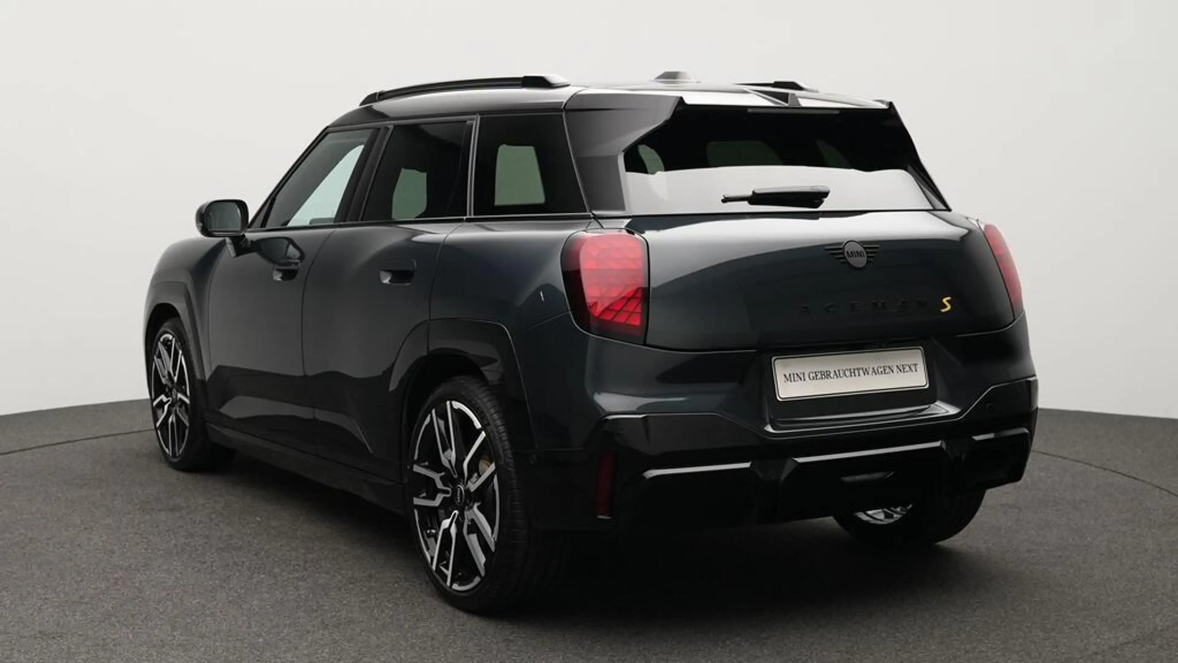 MINI Aceman John Cooper Works Trim — photo 4