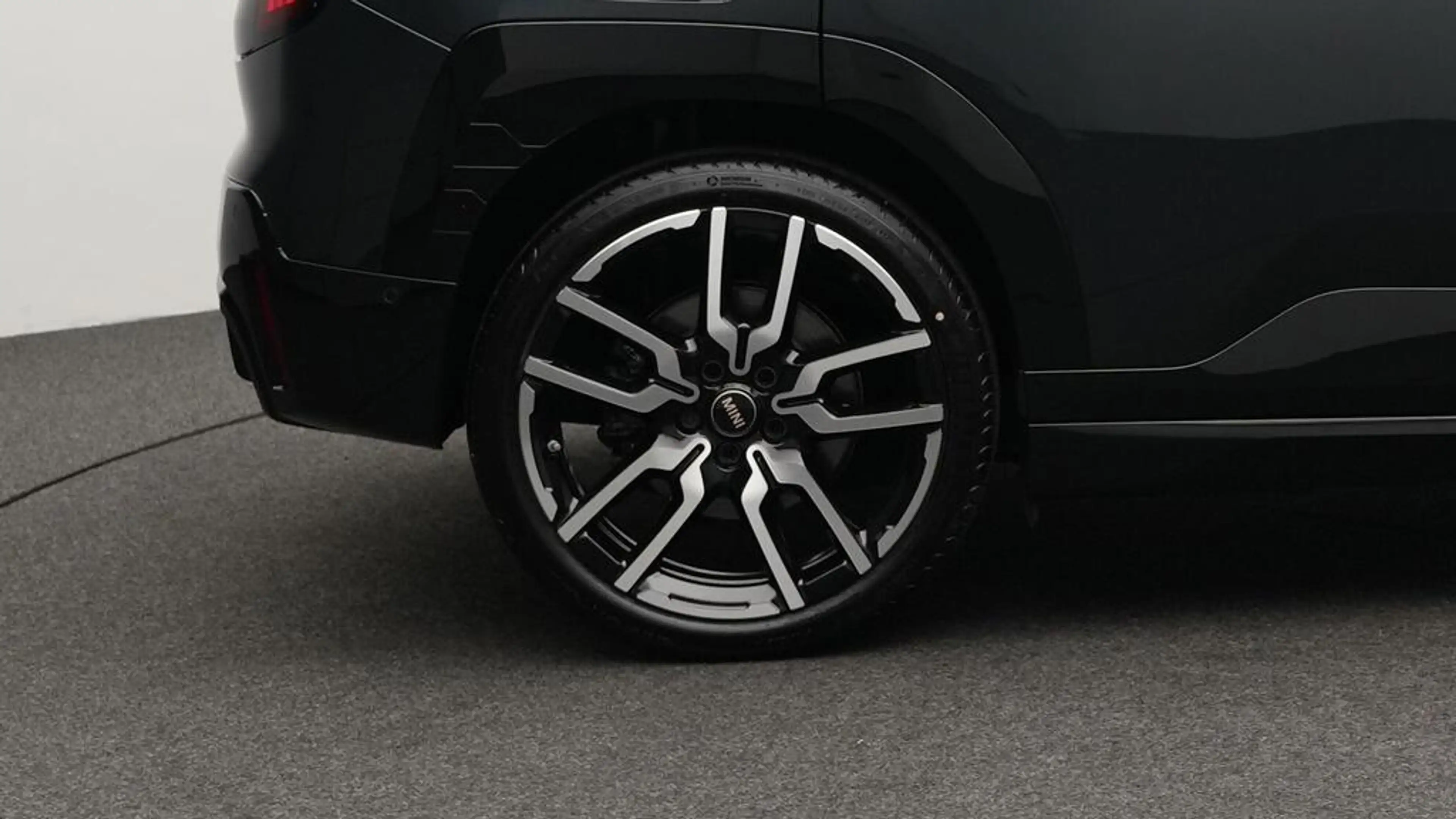 MINI Aceman John Cooper Works Trim — photo 11