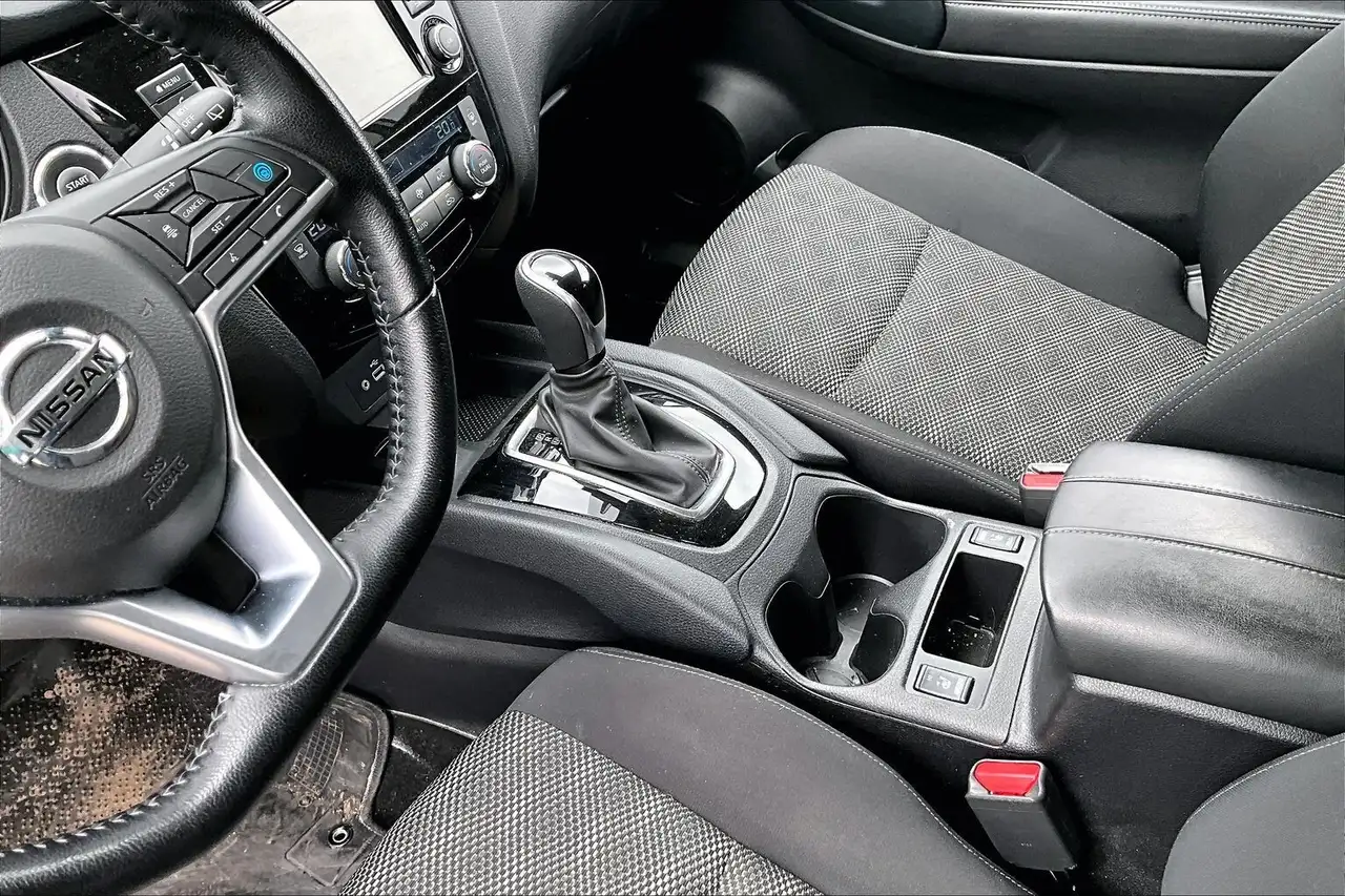 Nissan Qashqai photo Nissan Qashqai
