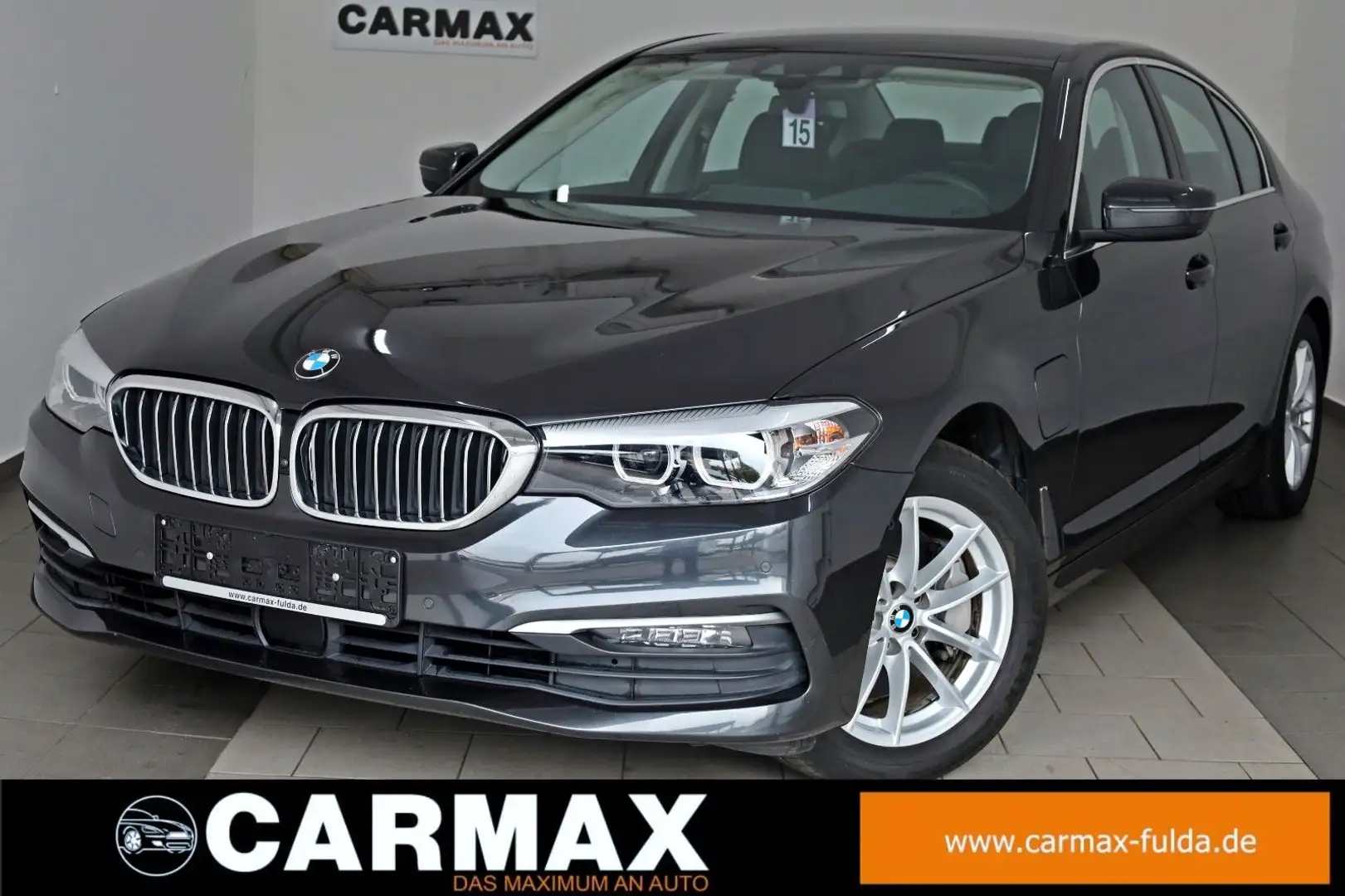 BMW 530 e Lim.,Leder,Navi,LED,360Kamera,SH,ACC Grau - 1