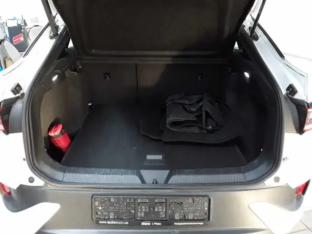 Volkswagen Id.5 view 15