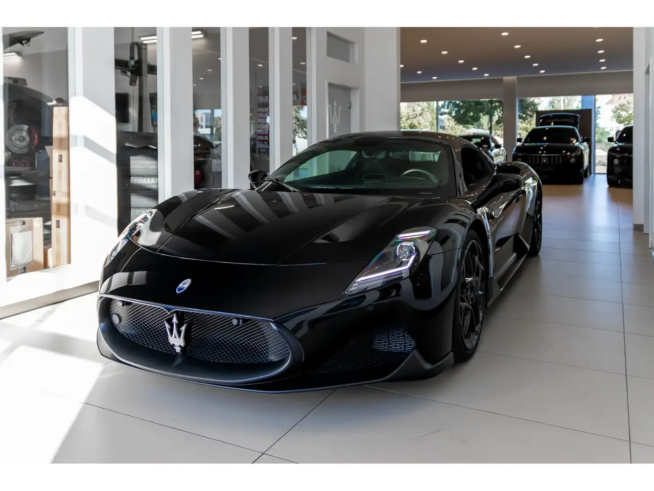 Maserati MC20 2024