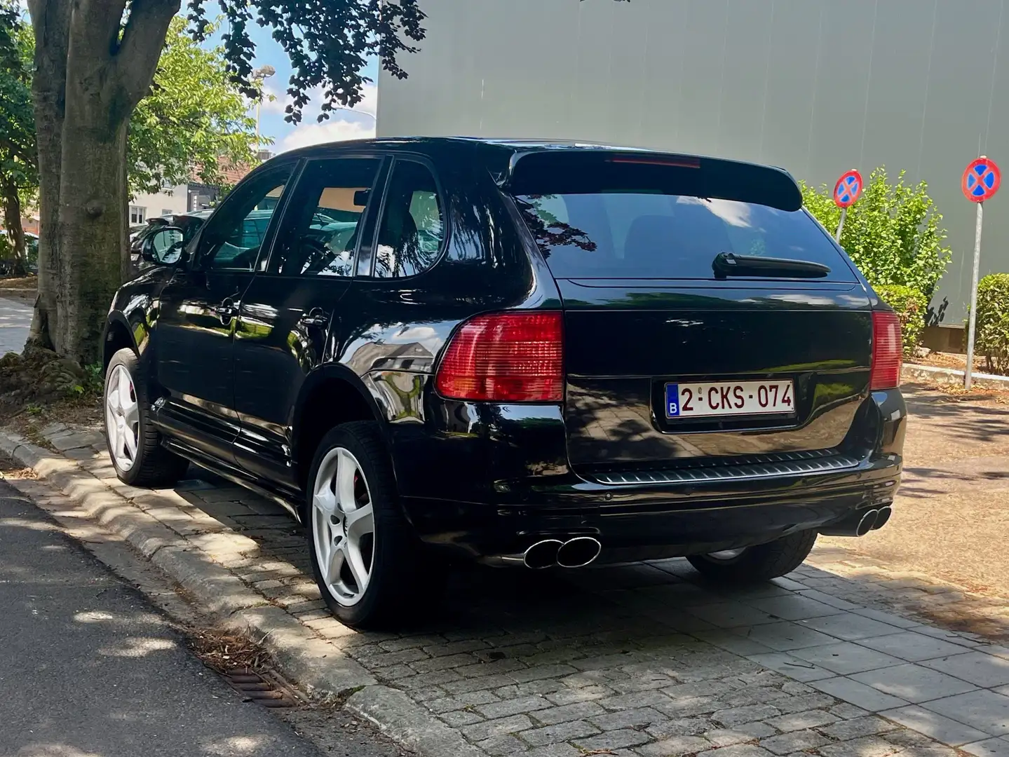 Porsche Cayenne Cayenne 3.2i V6 Tiptronic S / Pano / NAVI / CUIR Black - 2