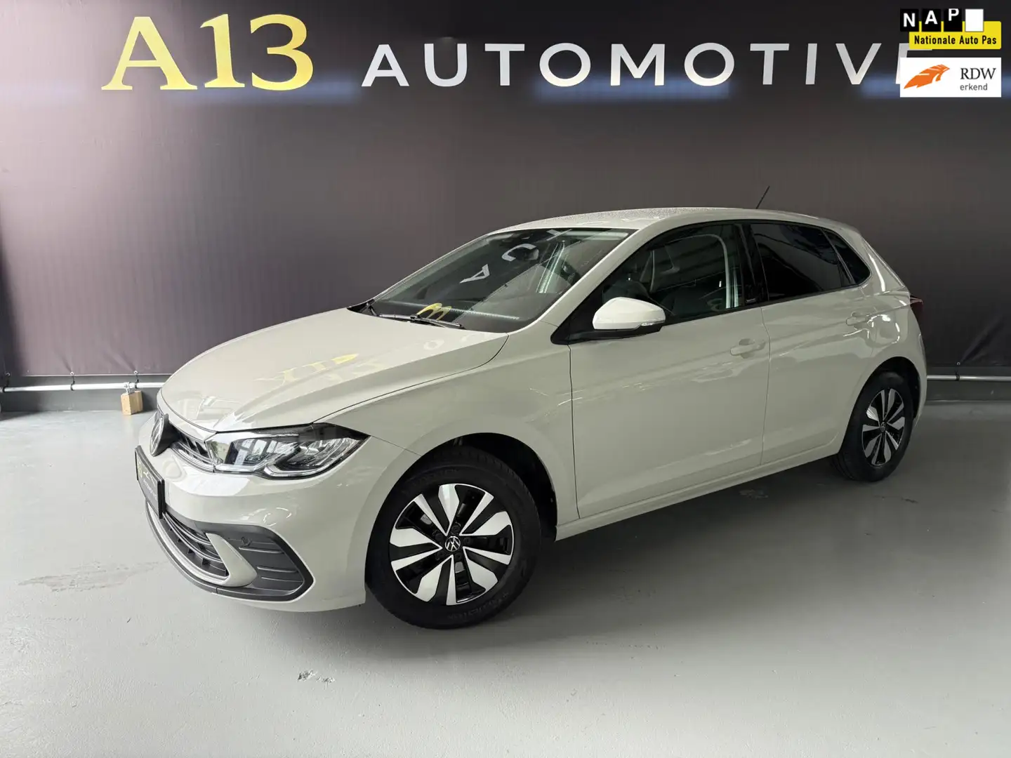 Volkswagen Polo 1.0 TSI Life Edition navi apple carplay 2024 nieuw Gris - 1