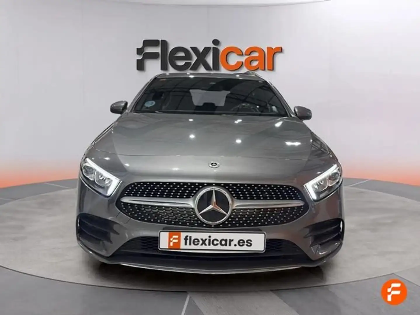 Mercedes-Benz A 200 d 4MATIC Gris - 2