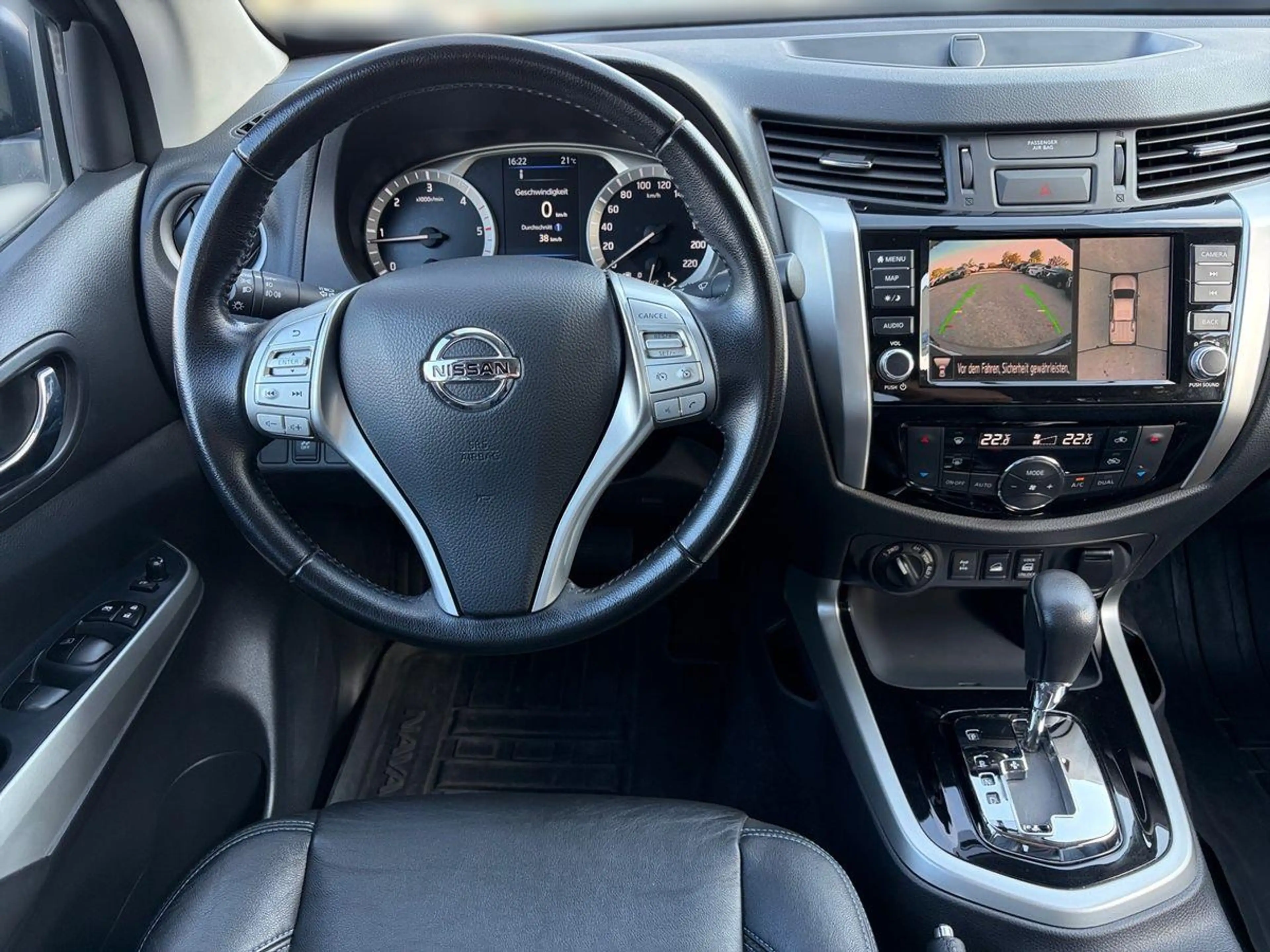 Nissan Navara DC 4x4 AT N-Guard *LED/SHZ/NAVI* — photo 14