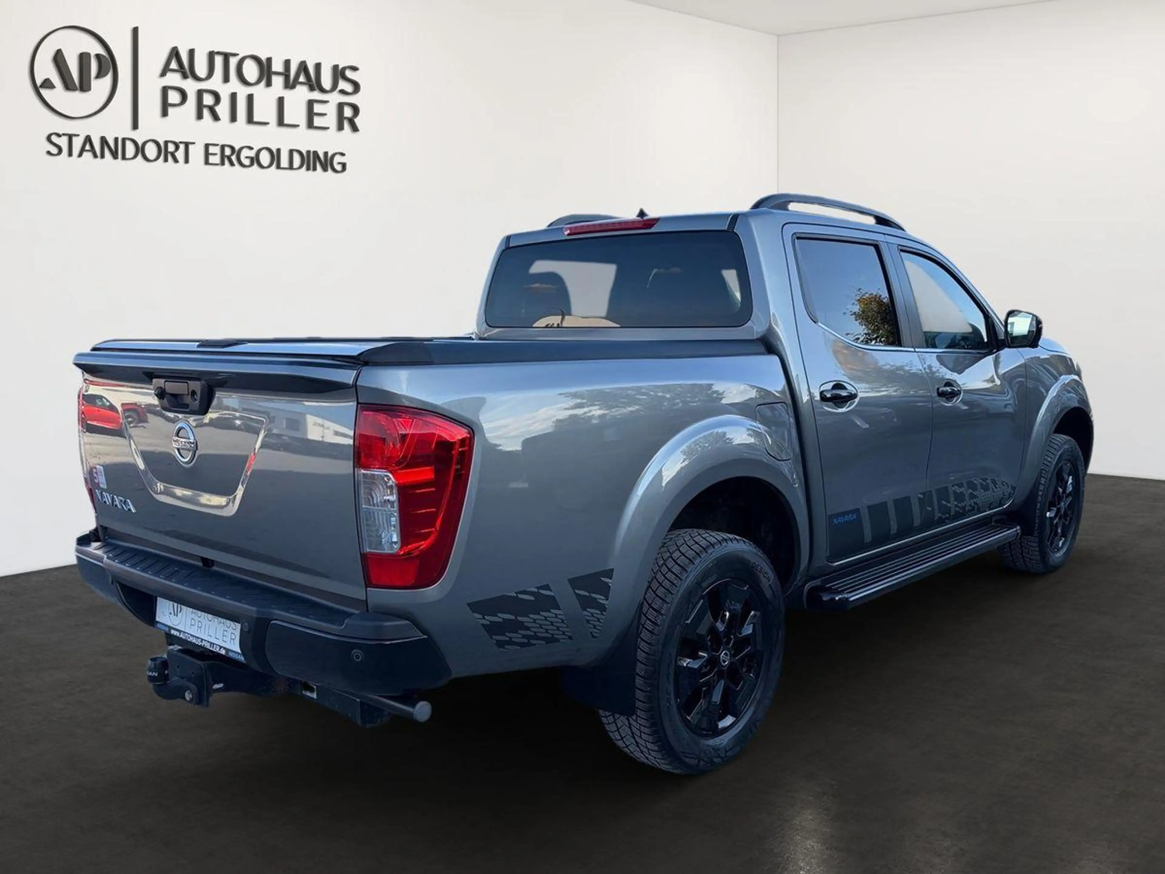 Nissan Navara DC 4x4 AT N-Guard *LED/SHZ/NAVI* — photo 6