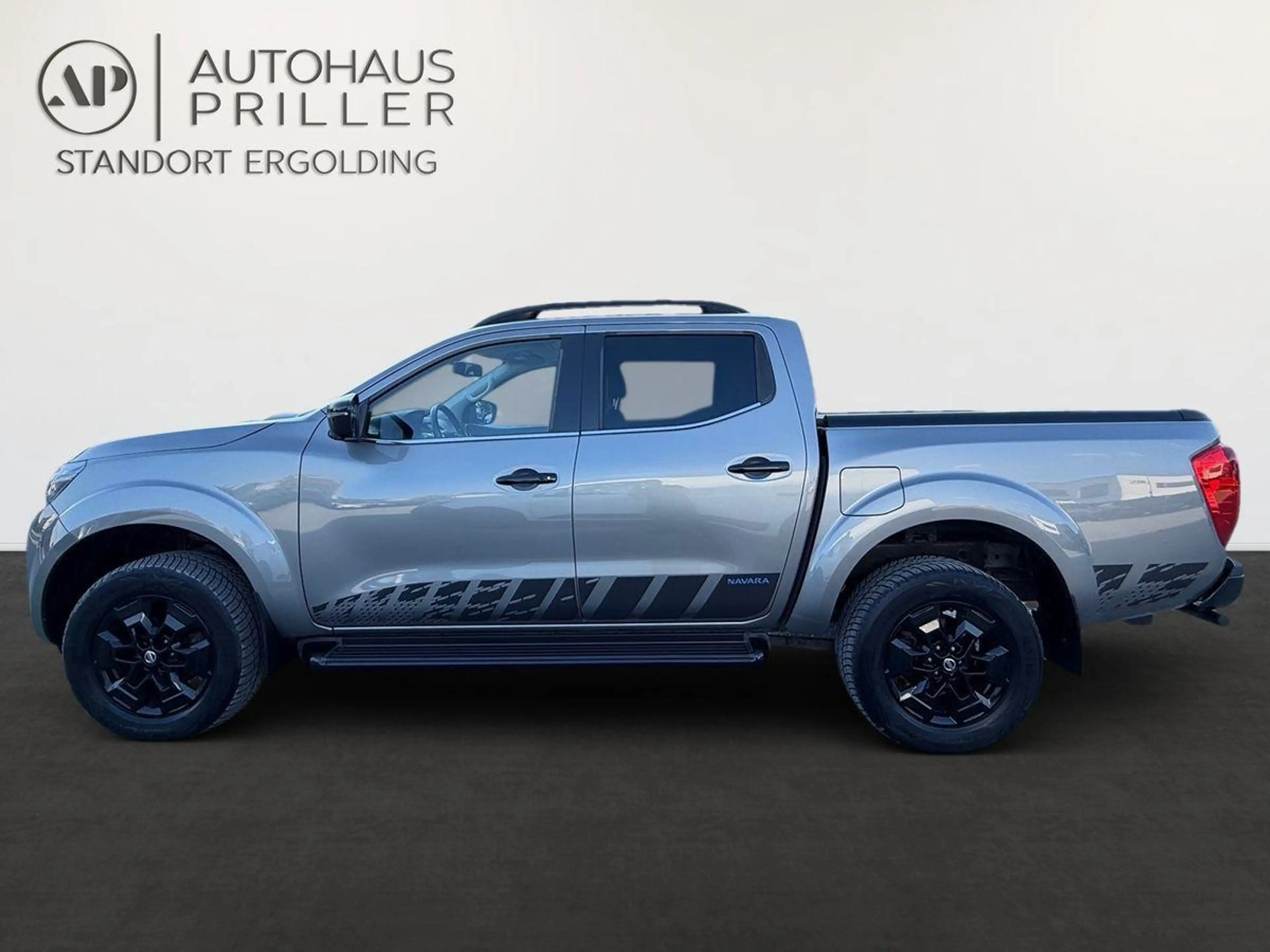 Nissan Navara DC 4x4 AT N-Guard *LED/SHZ/NAVI* — photo 9