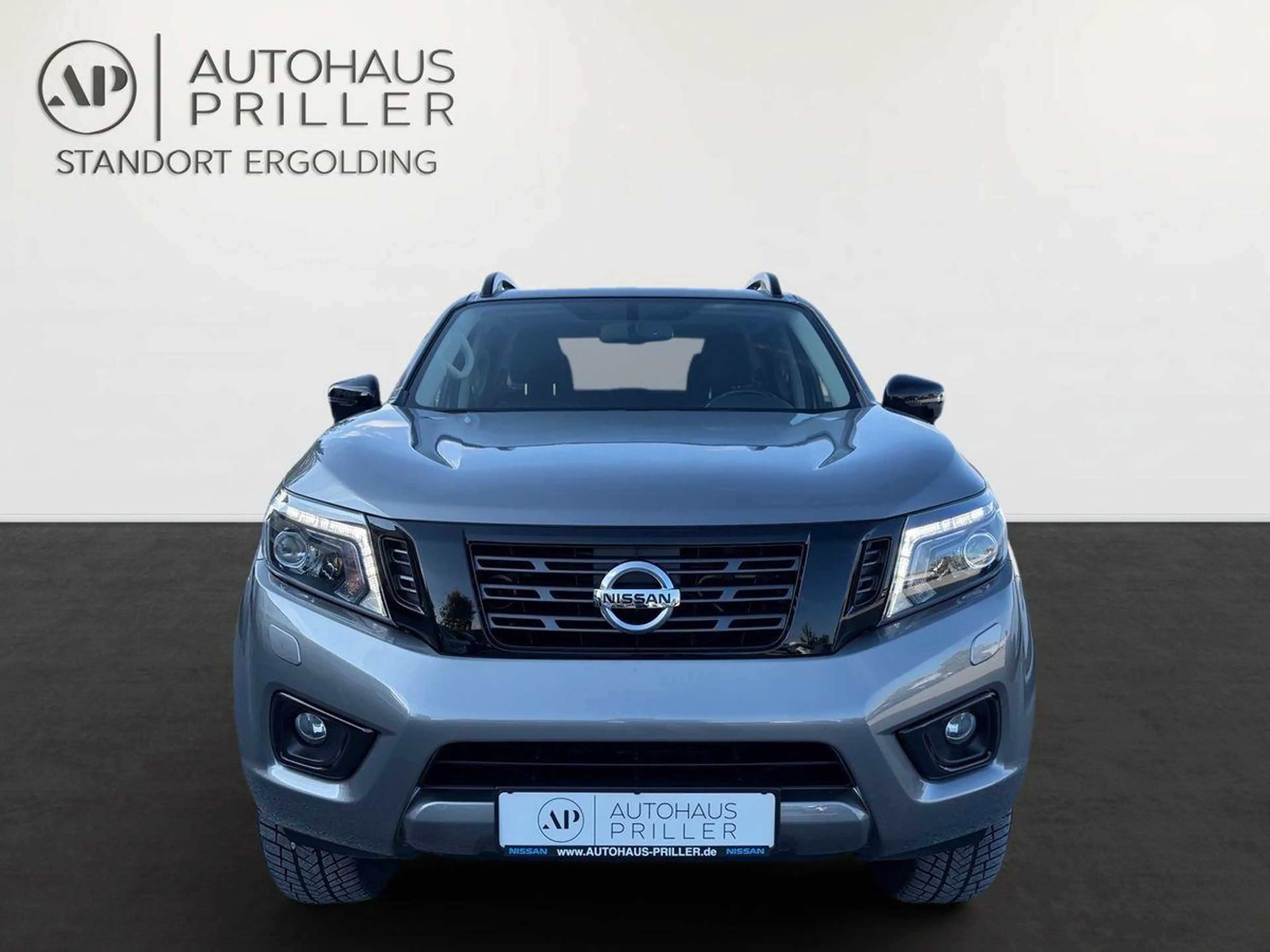 Nissan Navara DC 4x4 AT N-Guard *LED/SHZ/NAVI* — photo 3
