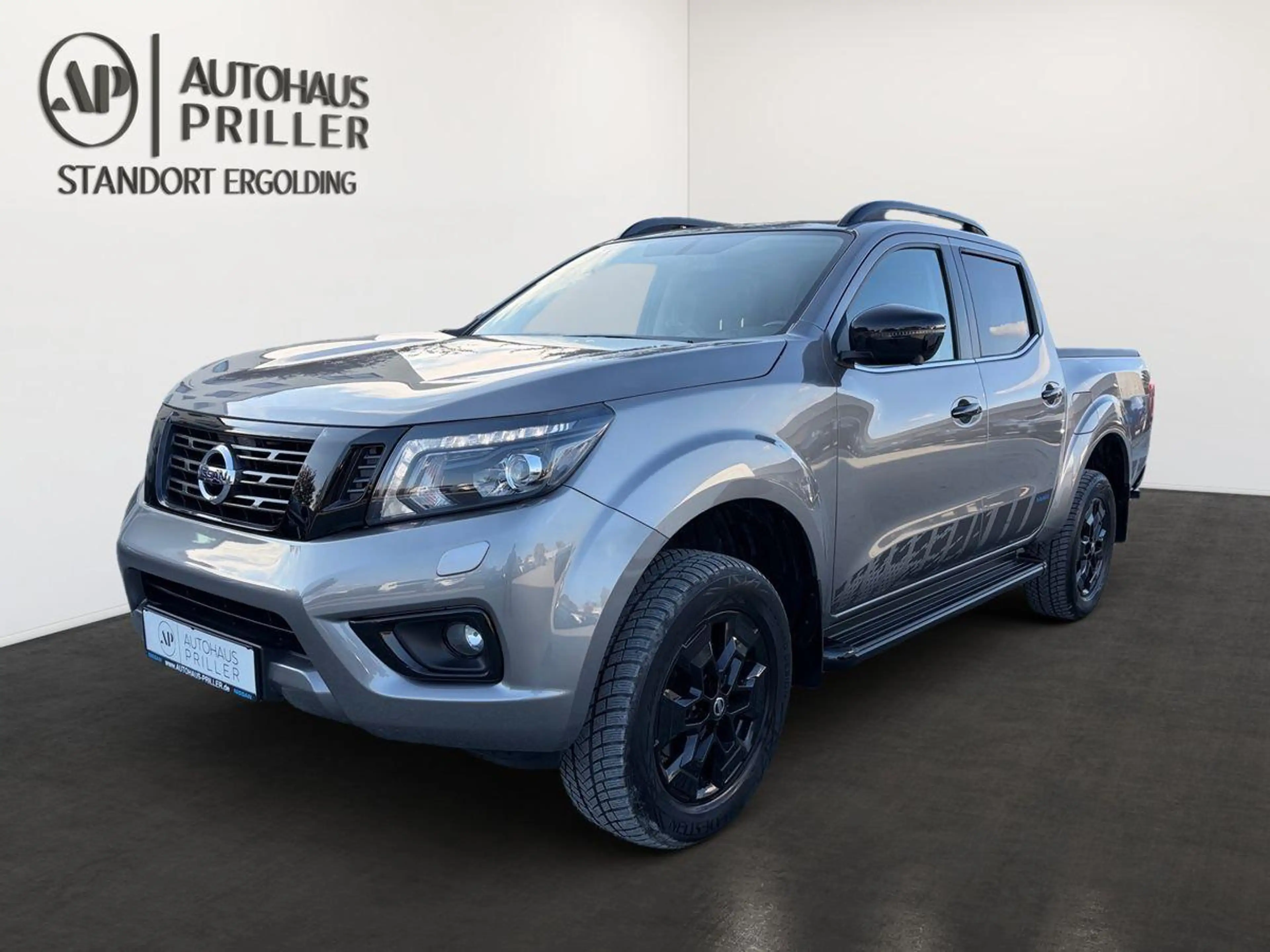 Nissan Navara DC 4x4 AT N-Guard *LED/SHZ/NAVI* — photo 2