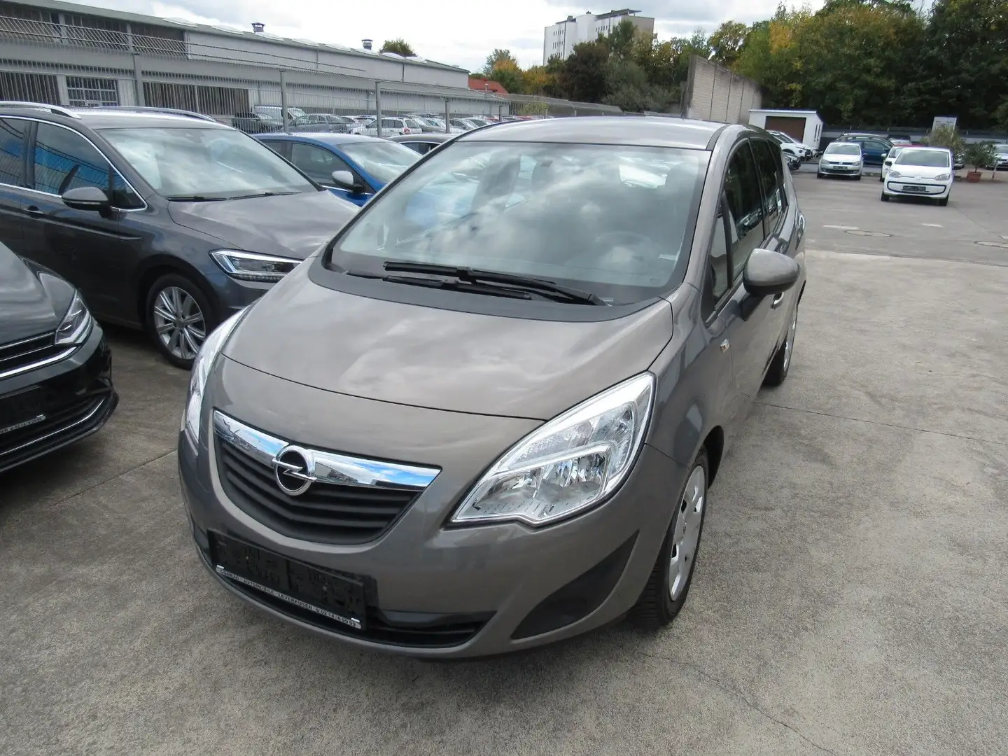 Opel Meriva B Edition,KLIMA,AHK,48000 KM. Brun - 1