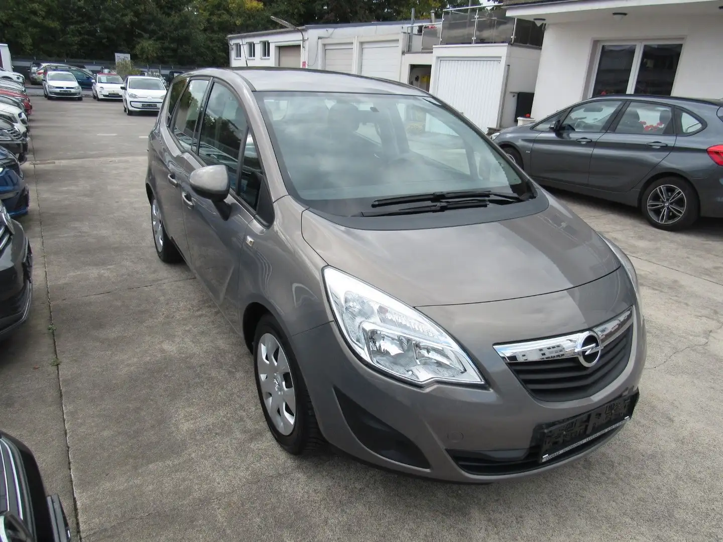 Opel Meriva B Edition,KLIMA,AHK,48000 KM. Brun - 2