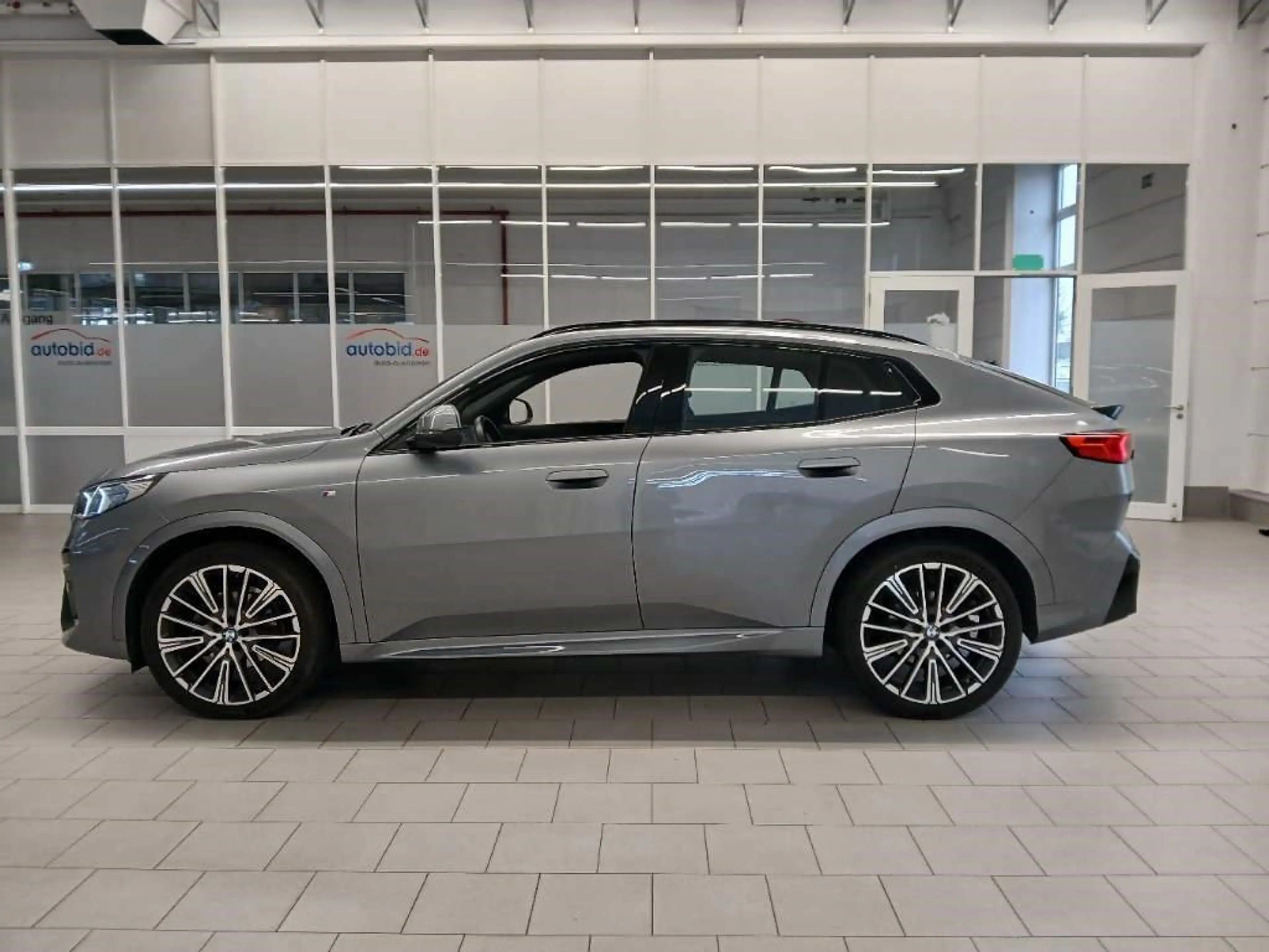 BMW X2 xDrive20d — photo 4