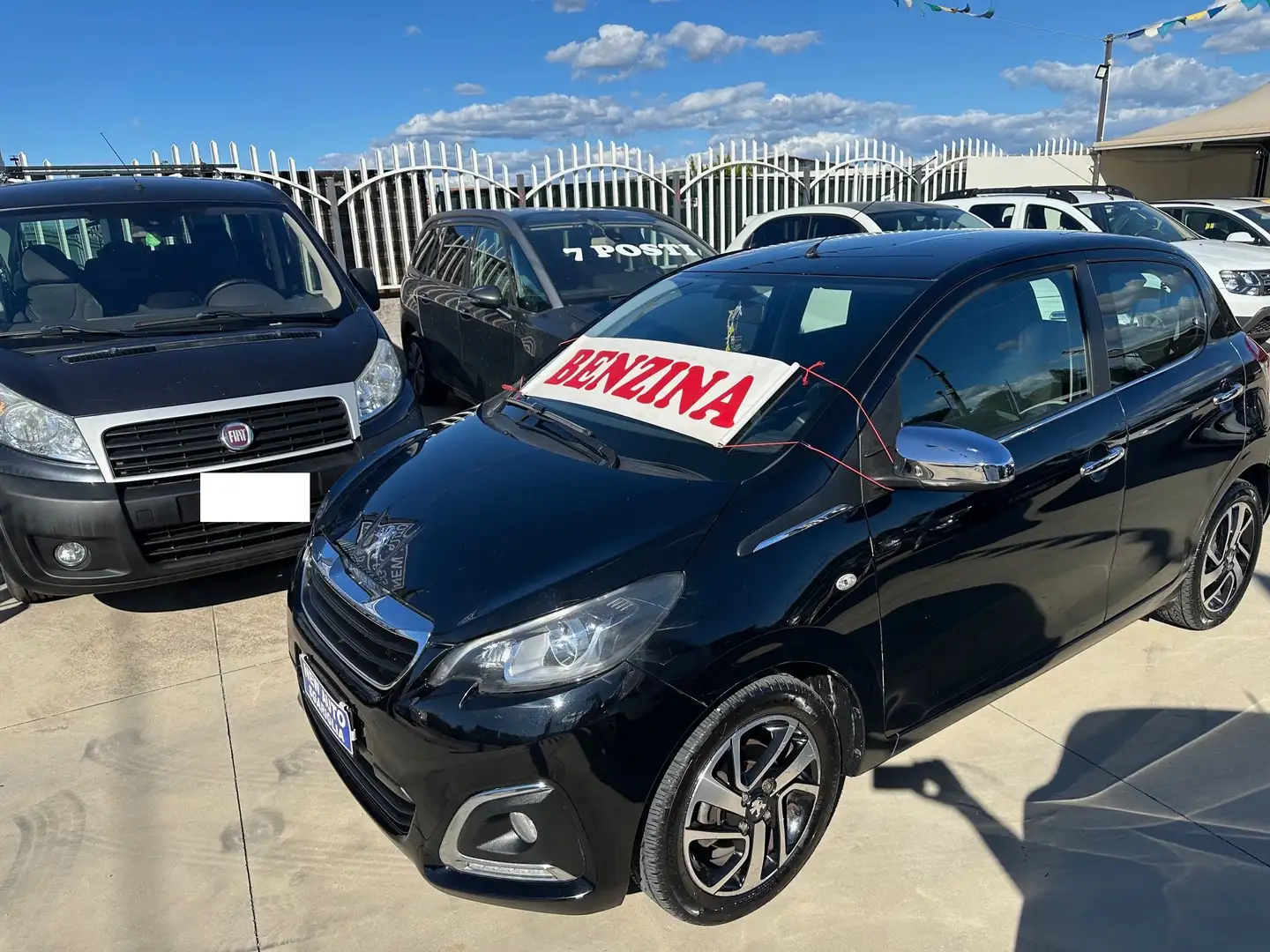 Peugeot 108 5p 1.0 12v Allure Nero - 1