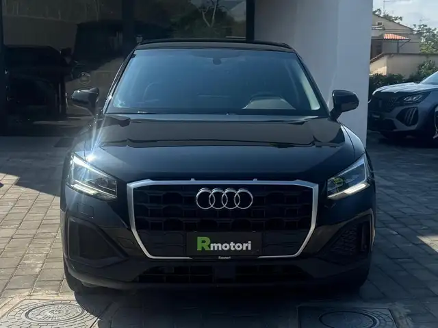 Audi Q2 view 3