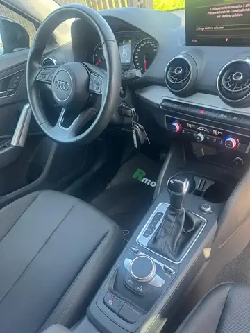 Audi Q2 view 5