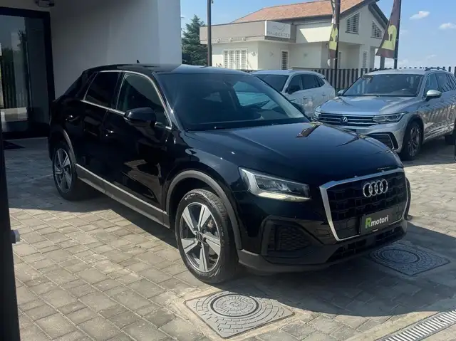 Audi Q2 main image
