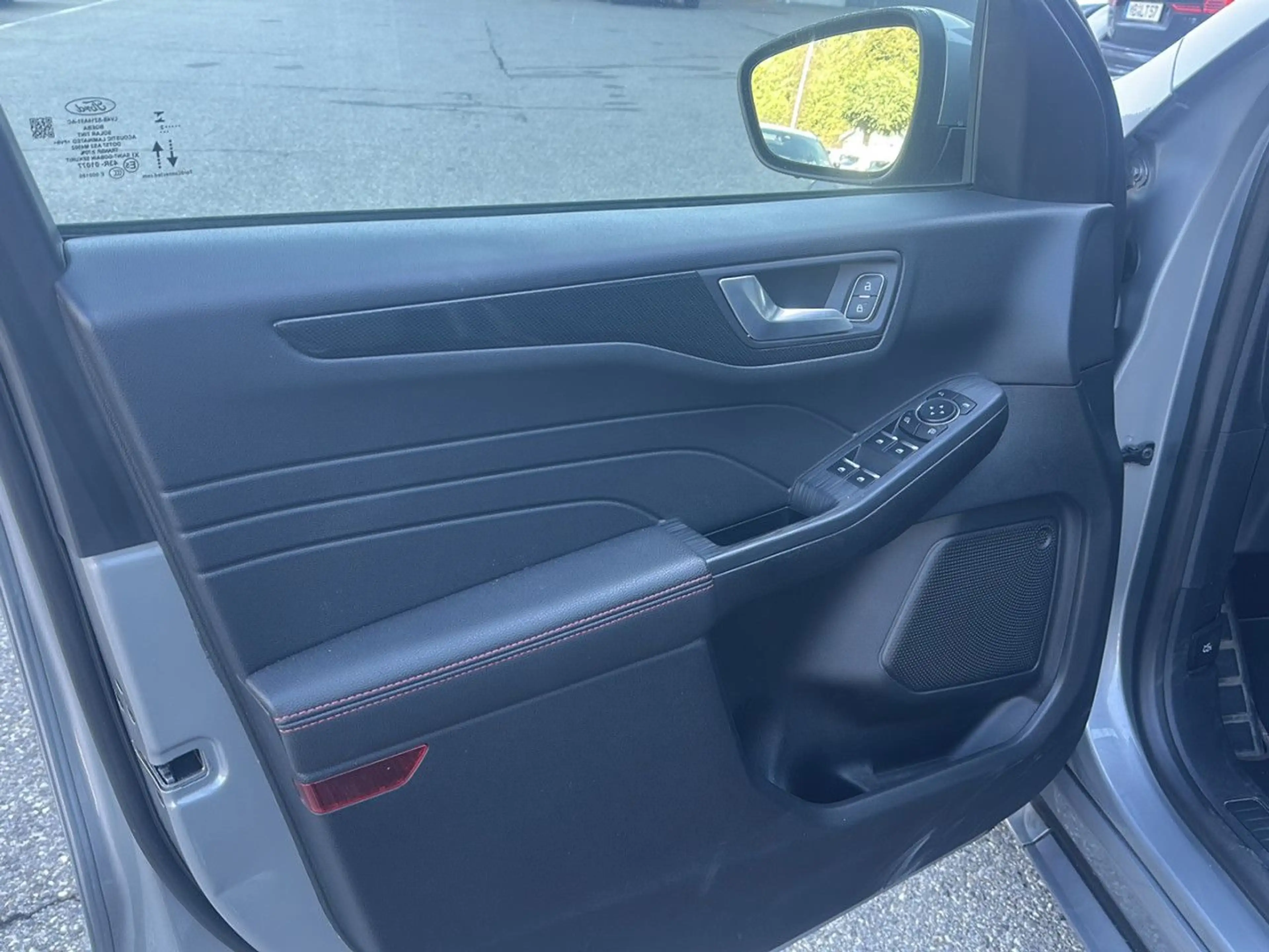 Ford Kuga ST-Line X Bluetooth Navi LED Klima — photo 12