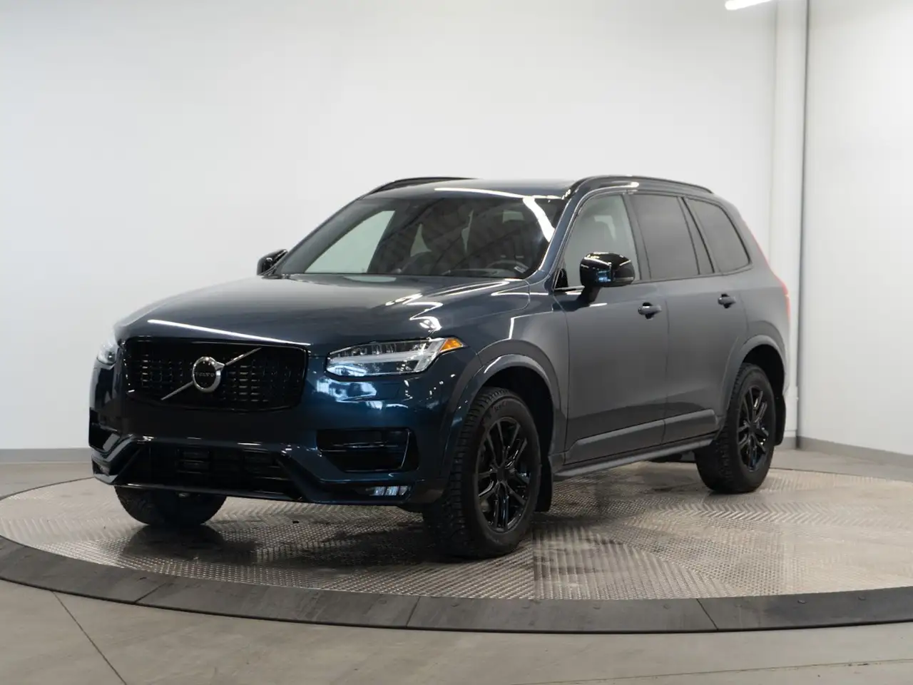 2022 Volvo XC90