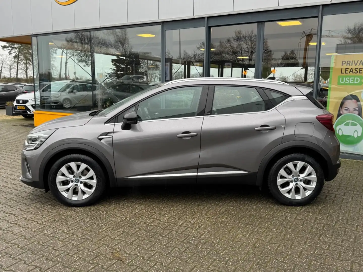 Renault Captur 1.6 E-Tech Plug In - Intens - Navi - Adaptive crui Gris - 2