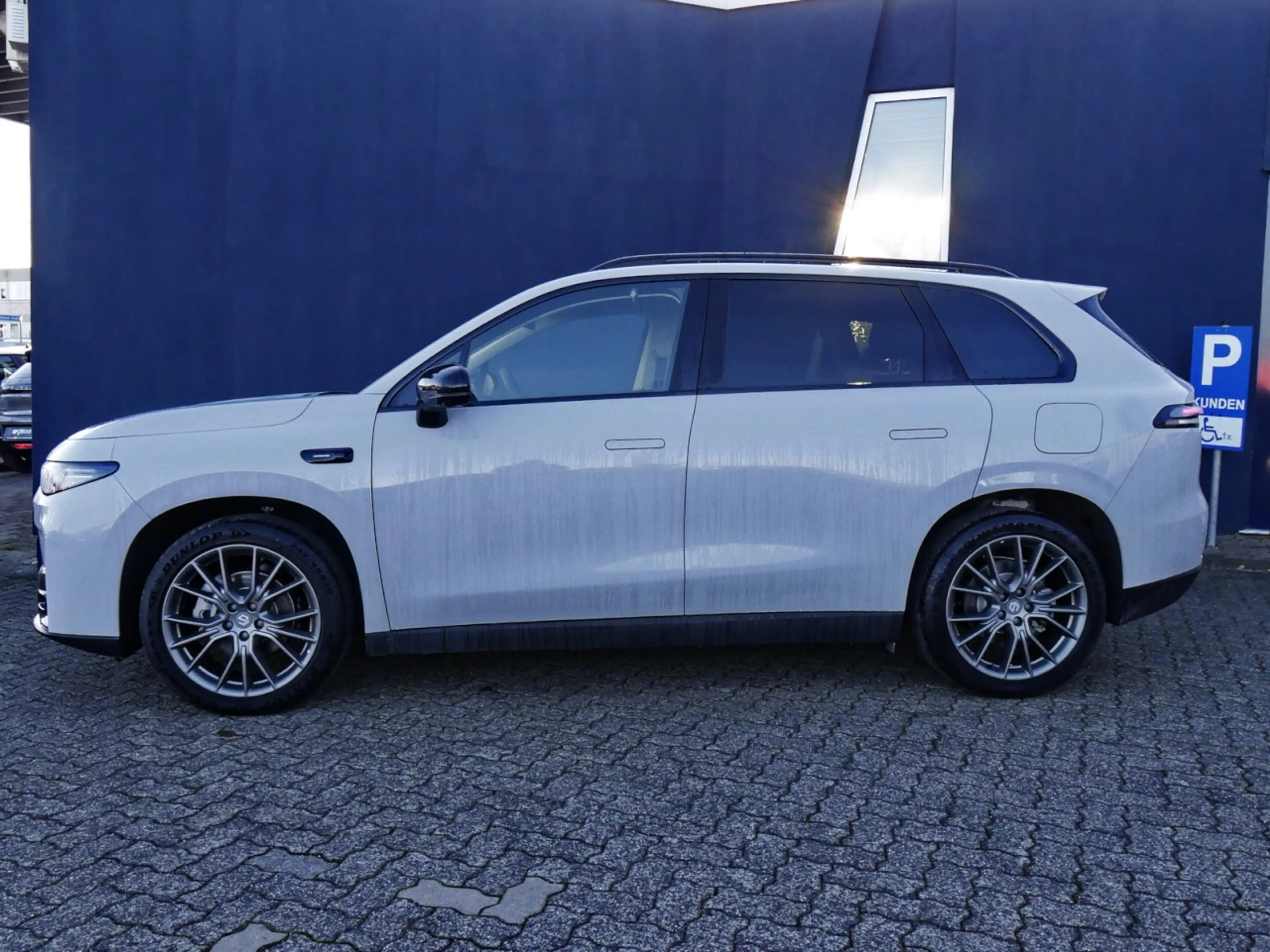 Leapmotor C10 MY25 Design REEV 360-Grad-Kamera+ACC+Navi Klima — photo 2