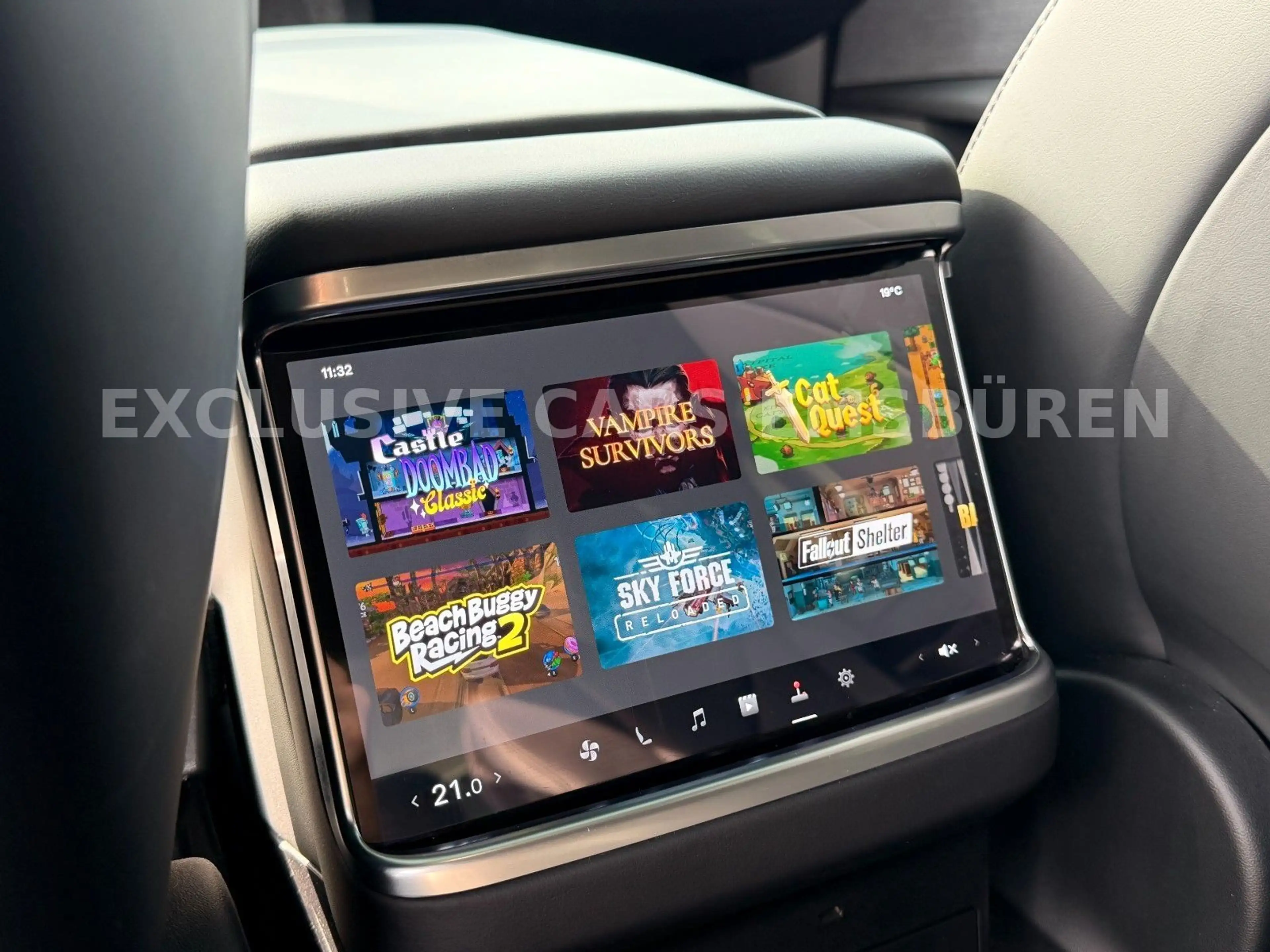 Tesla Model X MODEL X PLAID | ENHANCED AUTOPILOT 4 | MATRIX — photo 5