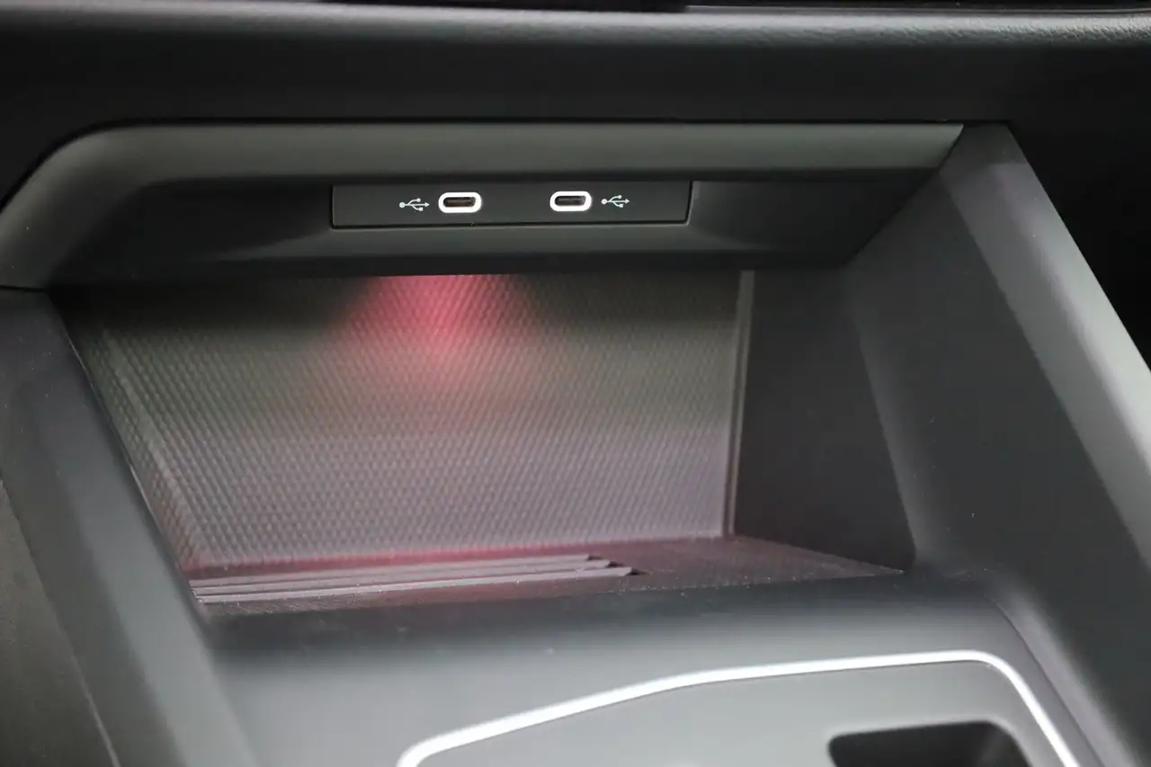 Volkswagen Golf VIII Variant 1.5 eTSI Goal LED ACC AHK 360°, миниатюра 13