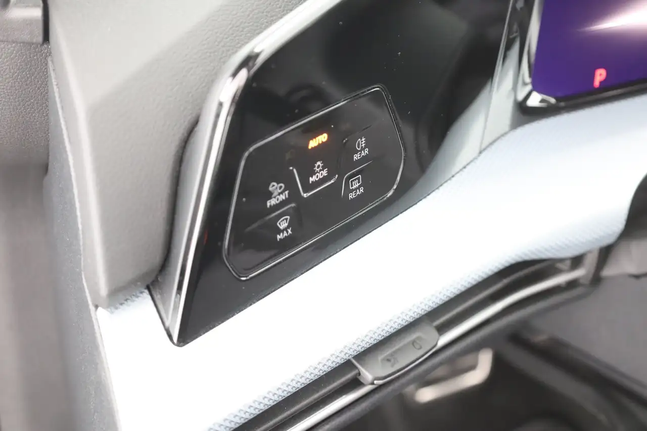 Volkswagen Golf VIII Variant 1.5 eTSI Goal LED ACC AHK 360°, миниатюра 21