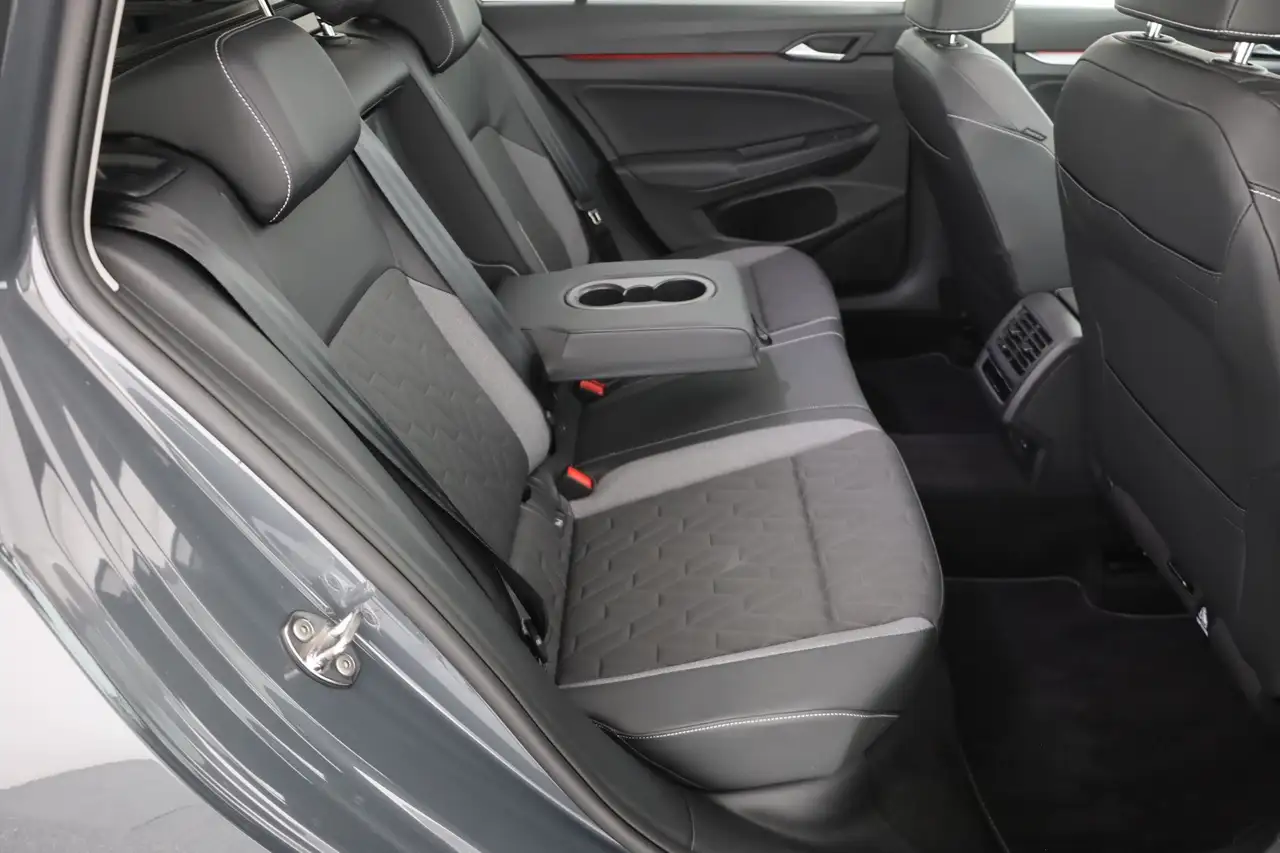 Volkswagen Golf VIII Variant 1.5 eTSI Goal LED ACC AHK 360°, миниатюра 25