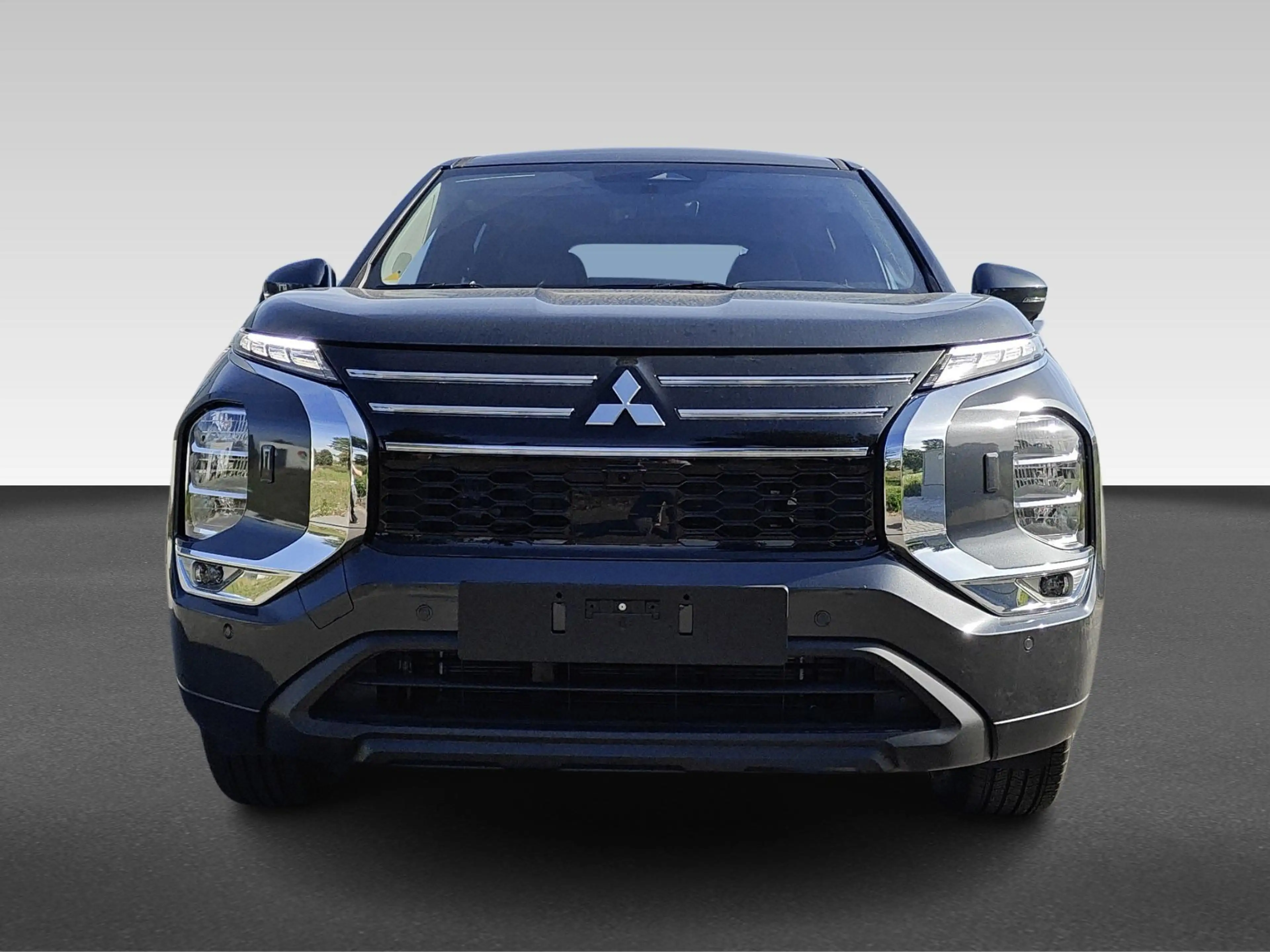 Mitsubishi Outlander 2.4 PHEV Intense+ | Achterbank in delen neerklapba — photo 7