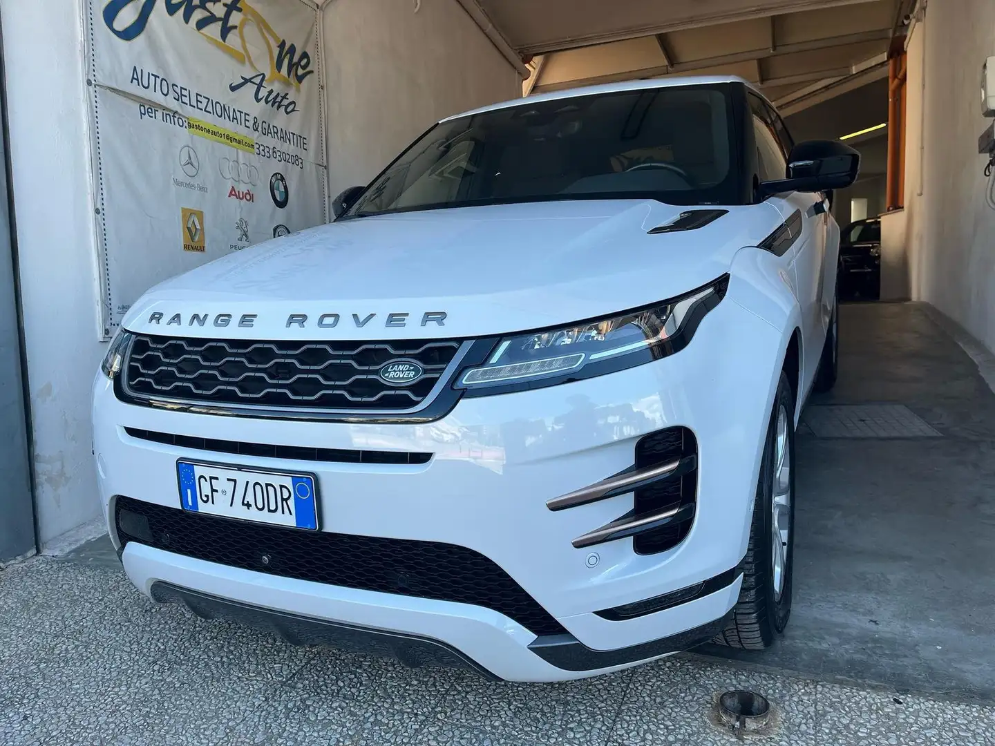 Land Rover Range Rover Evoque Range Rover Evoque 2.0d i4 mhev R-Dynamic awd163cv Weiß - 1