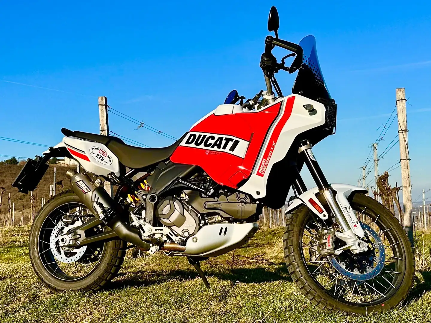 Ducati DesertX Speziale Weiß - 2