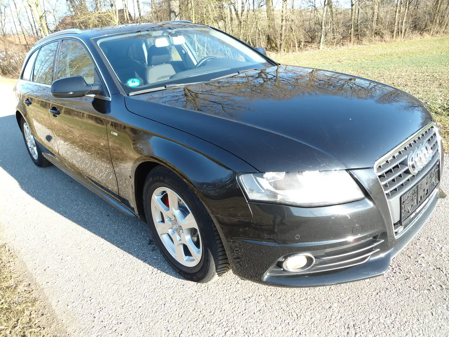 Audi A4 Ambition Schwarz - 2