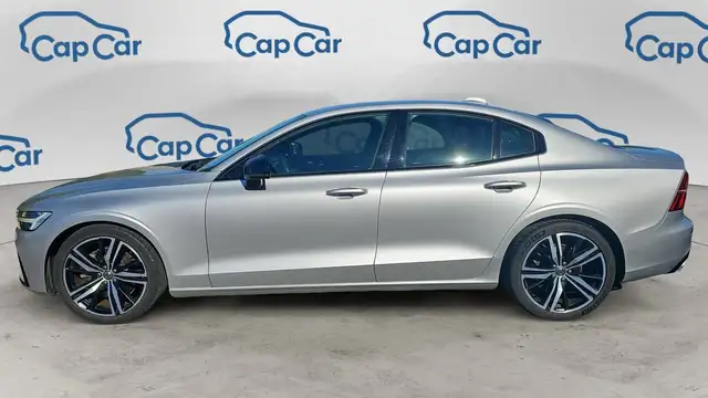 Volvo S60 view 2