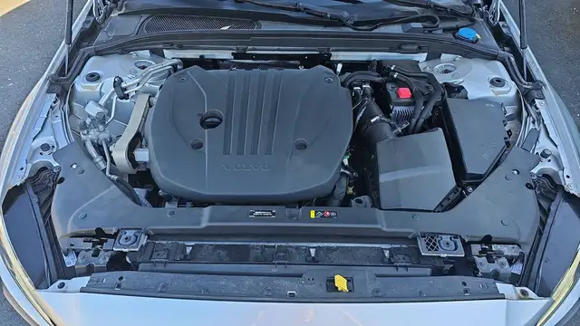 Volvo S60 view 15
