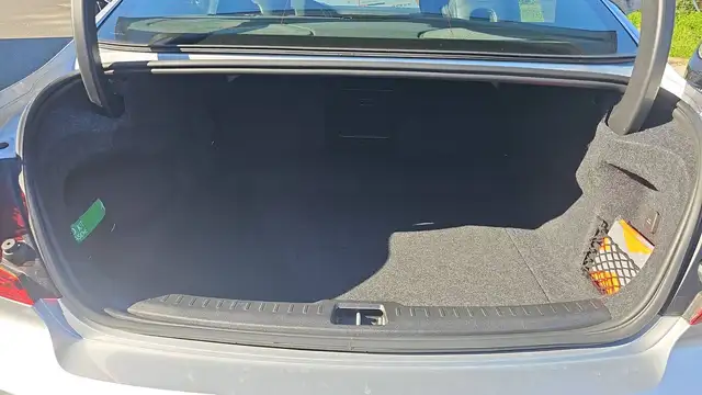 Volvo S60 view 14
