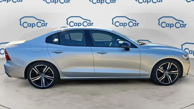 Volvo S60 view 4