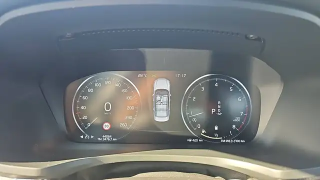 Volvo S60 view 12