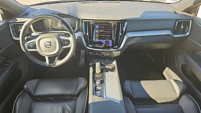 Volvo S60 view 11