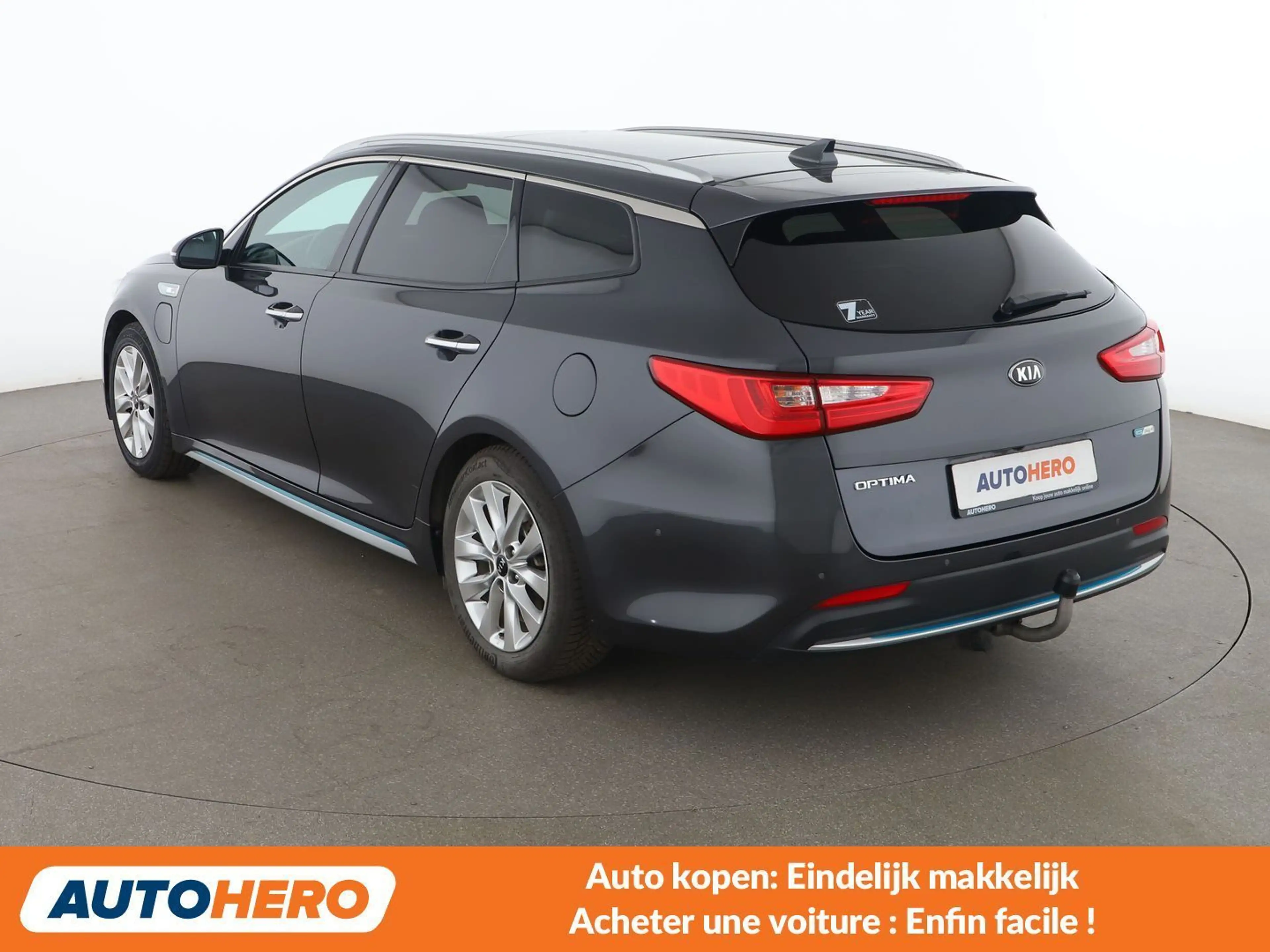 Kia Optima 2.0 Hybrid Spirit — photo 4