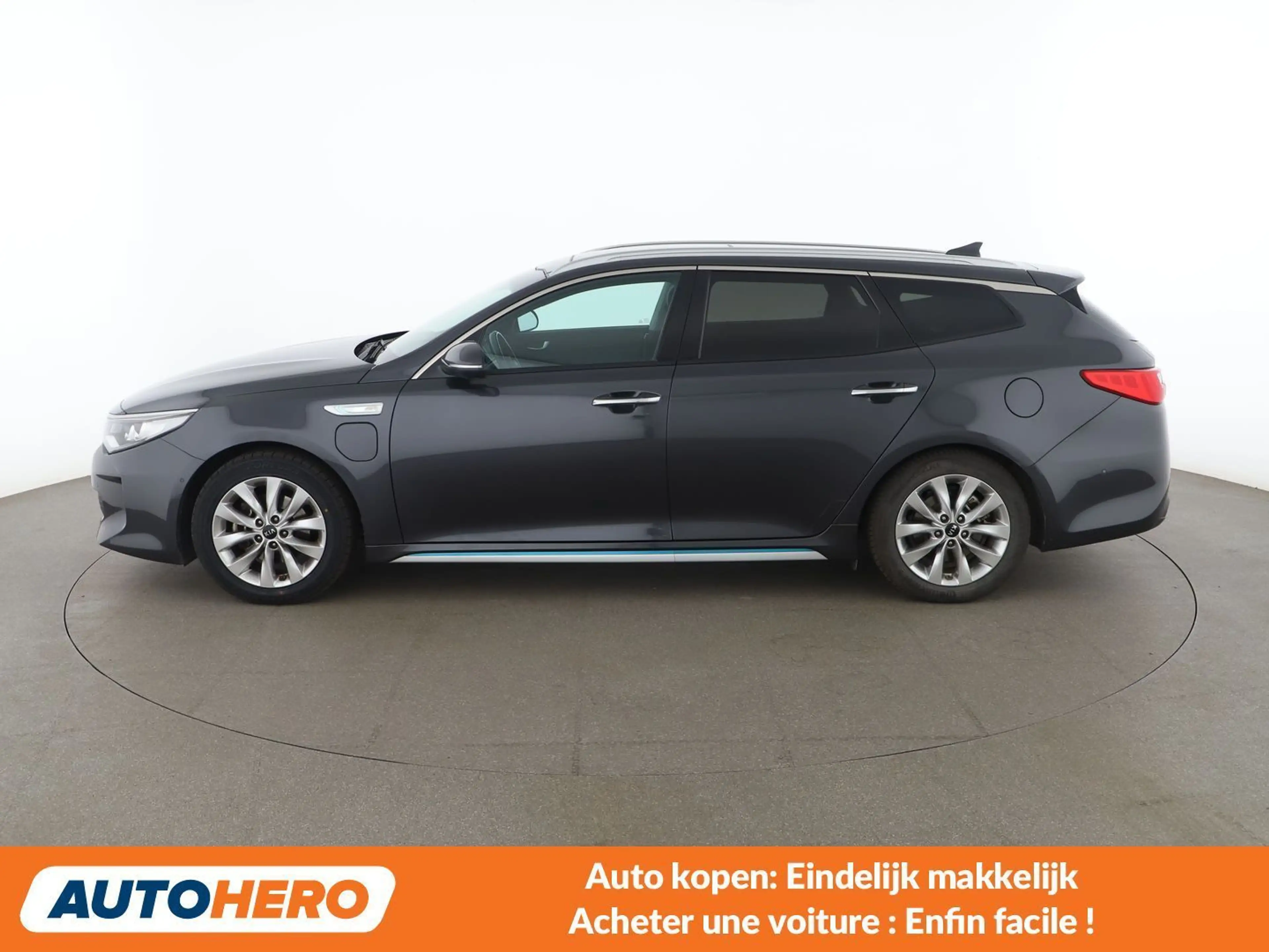 Kia Optima 2.0 Hybrid Spirit — photo 3