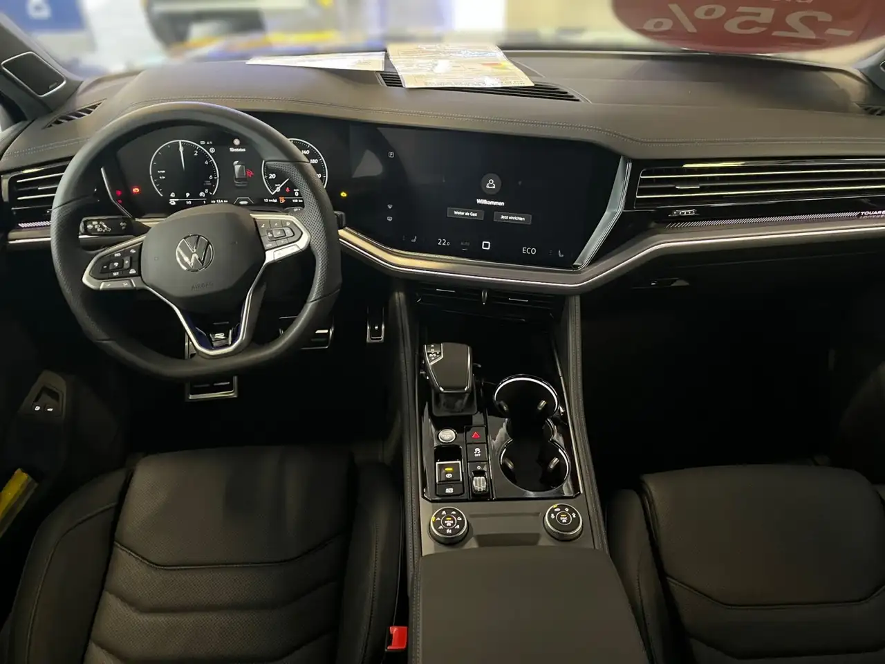 Volkswagen Touareg R 3,0 eHybrid 4MOTION AHK Dynaudio 0,5 S 12