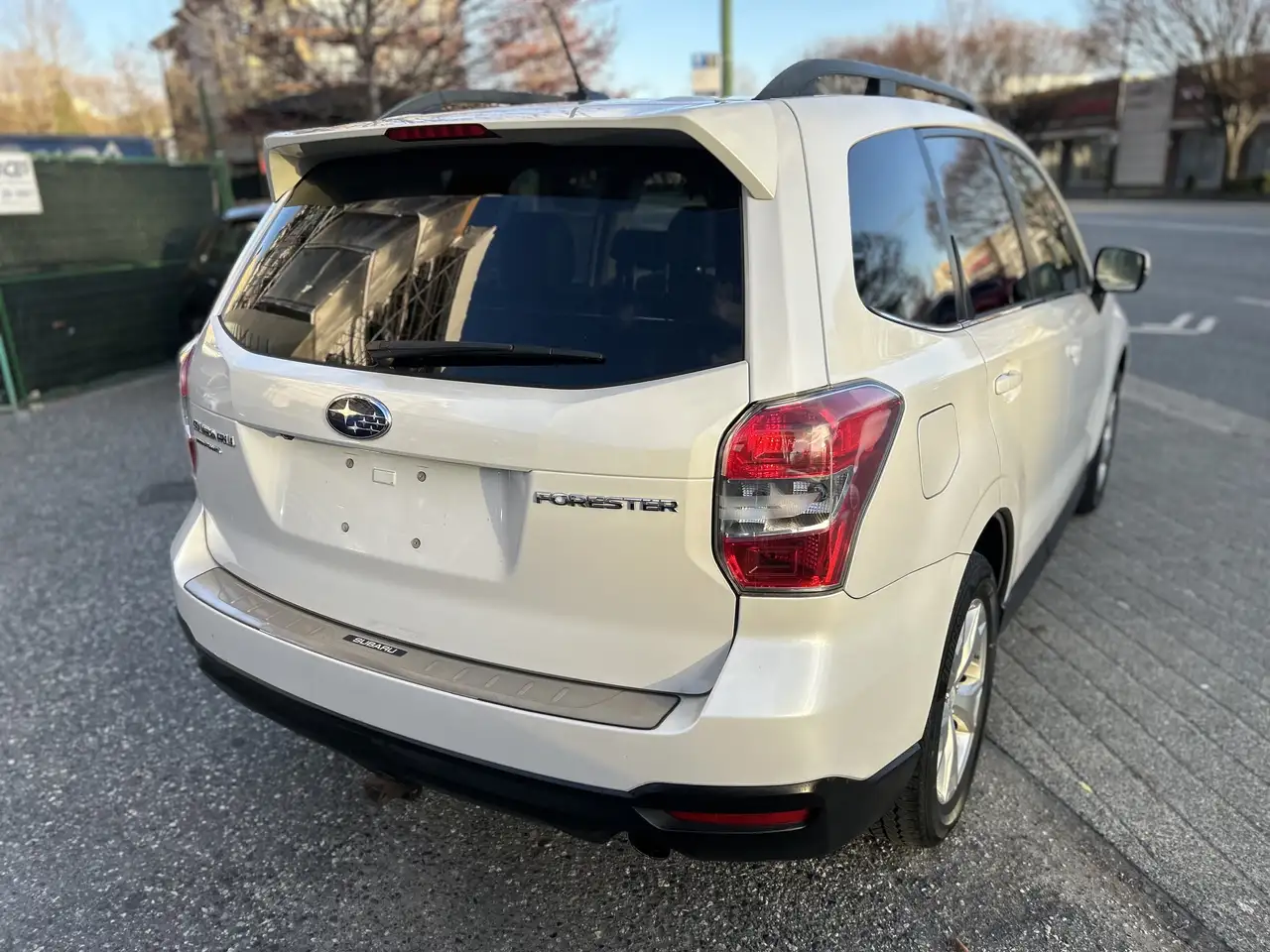 Subaru Forester снимка Subaru Forester
