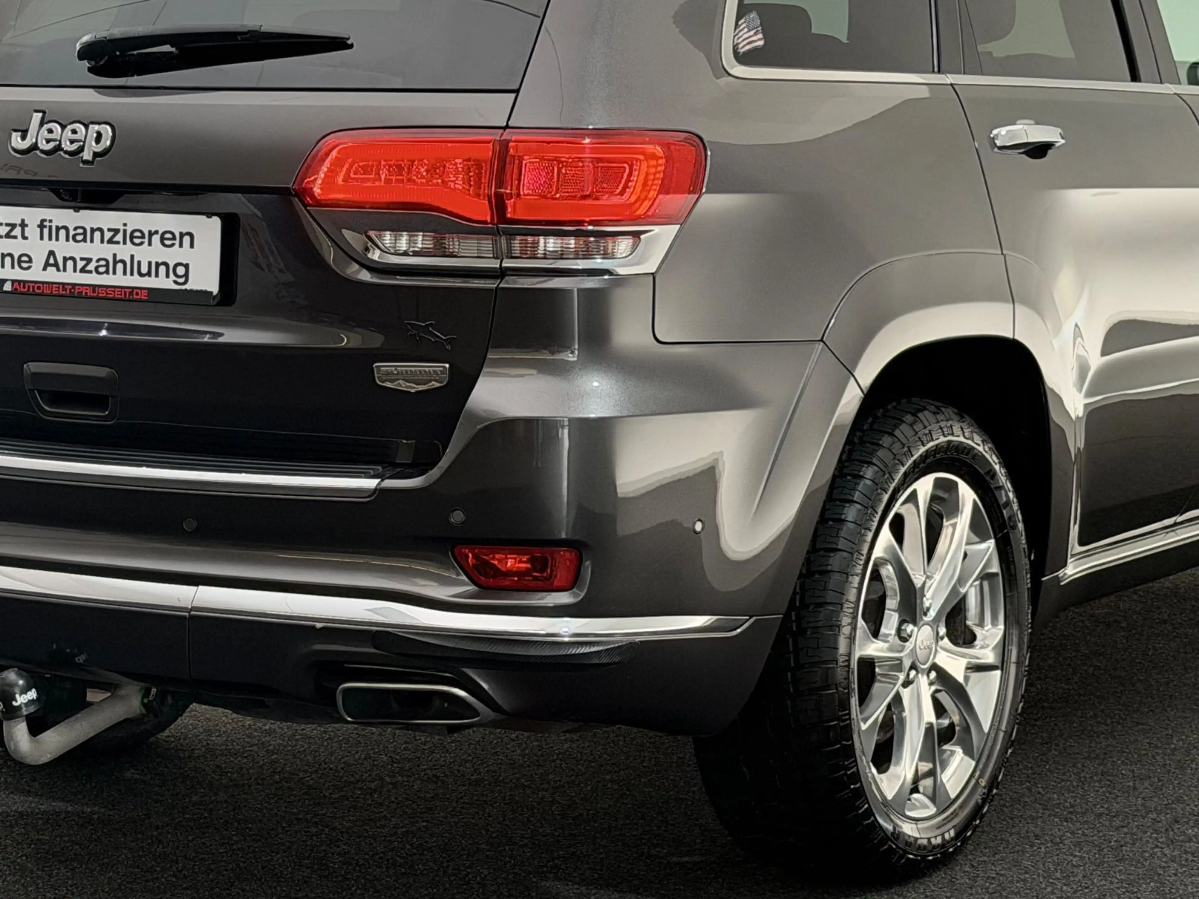 Jeep Grand Cherokee 3.0*SUMMIT*XENON-PANO-HARMAN-ACC — photo 12