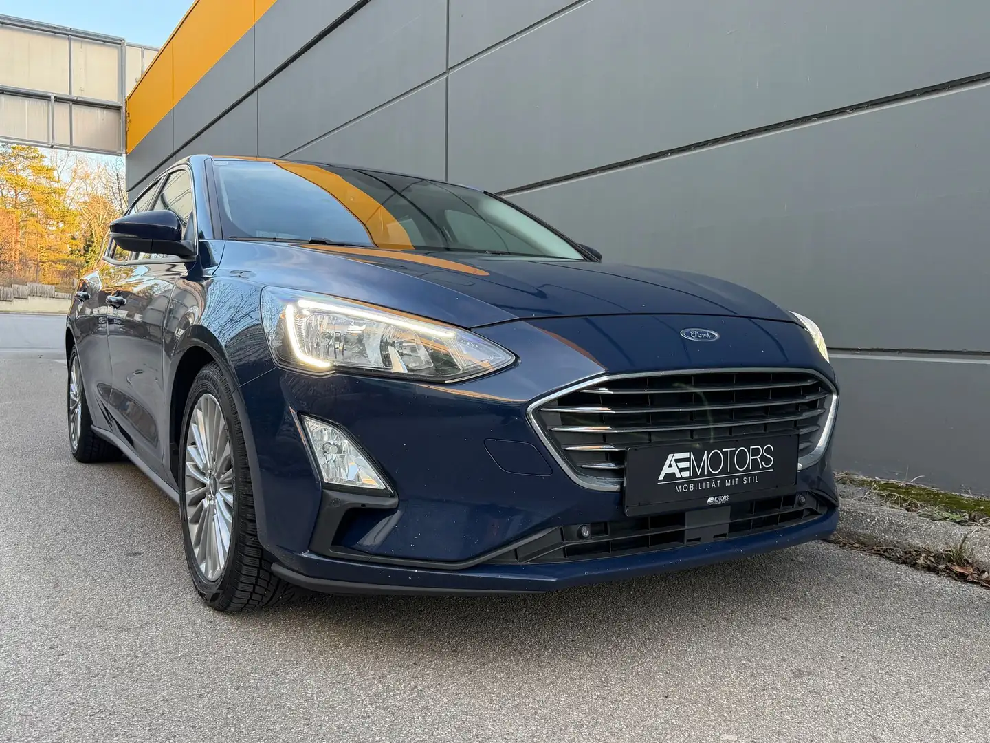 Ford Focus // TOP // 1.HAND // GARANTIE // KREDIT // VOLL // Blau - 2