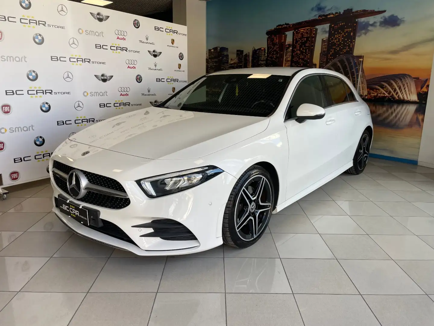Mercedes-Benz A 180 d Auto Premium AMG *MBUX*CAMERA Blanco - 1