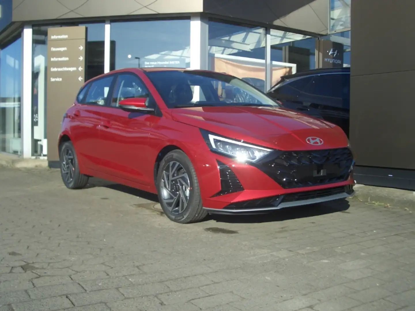 Hyundai i20 Facelift MJ25 1.0 DCT Automatik Trend, Navi Rot - 1