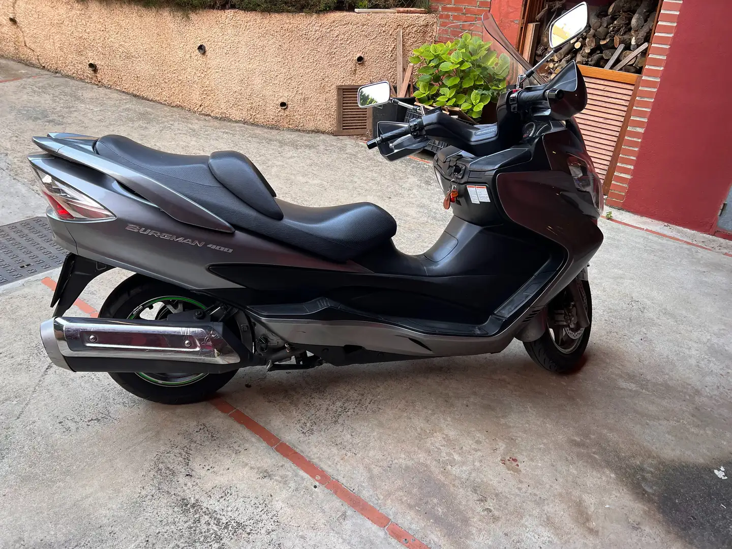 Suzuki Burgman 400 Gris - 1