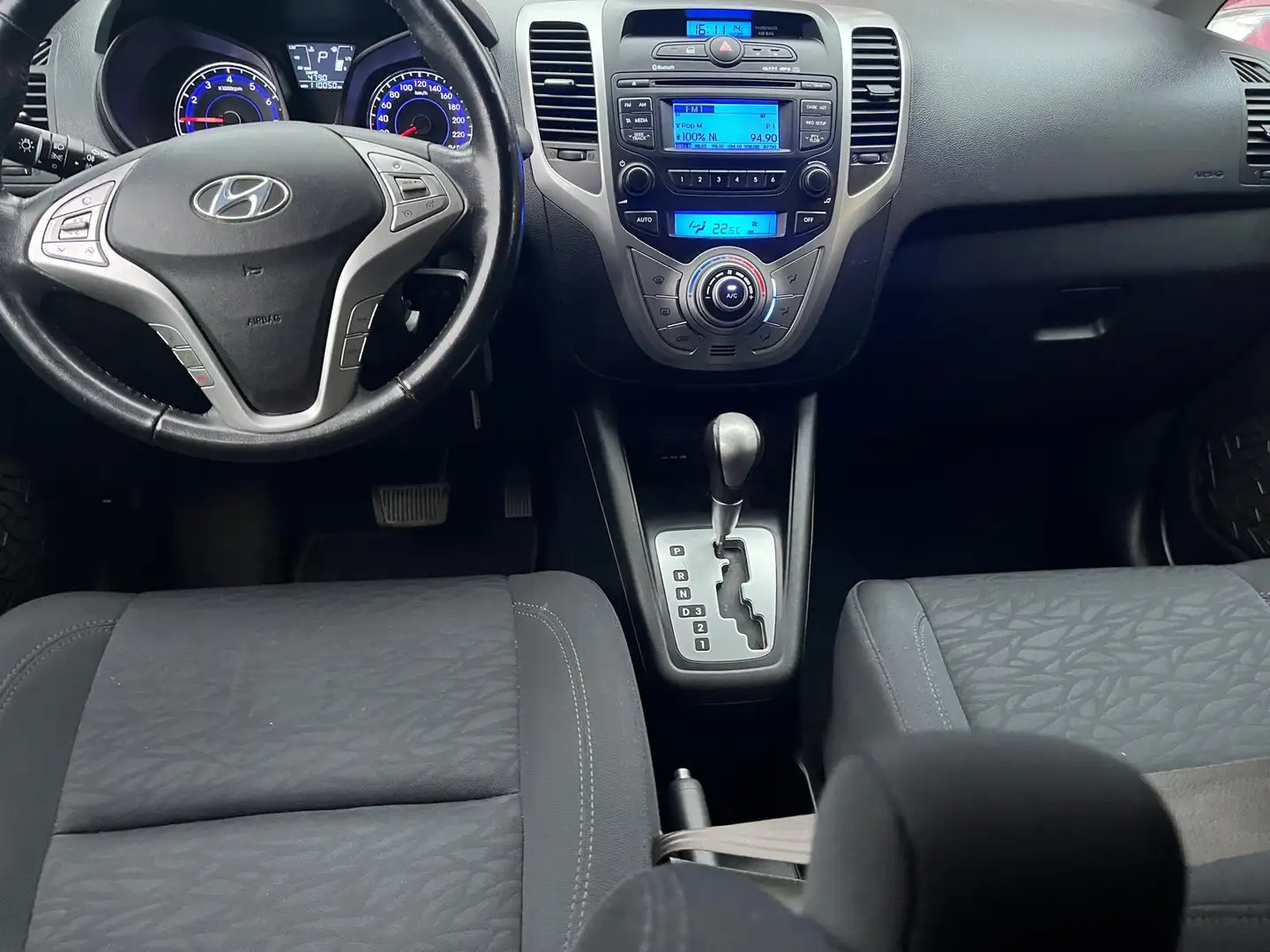 Hyundai iX20 1.6i i-Motion AUTOMAAT Trekhaak Gris - 2