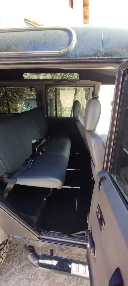 Land Rover Defender 110 TDI Techo Duro, foto 3